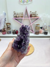 Load image into Gallery viewer, Amethyst cut base #2
