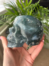 Load image into Gallery viewer, Moss Agate Skull