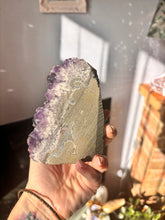 Load image into Gallery viewer, Amethyst cut base #2