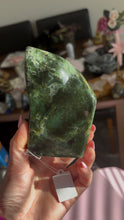 Load image into Gallery viewer, Nephrite Jade