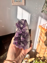 Load image into Gallery viewer, Amethyst cut base #2