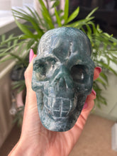 Load image into Gallery viewer, Moss Agate Skull