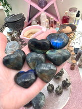 Load image into Gallery viewer, Labradorite Hearts