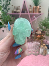 Load image into Gallery viewer, Fluorite Skull
