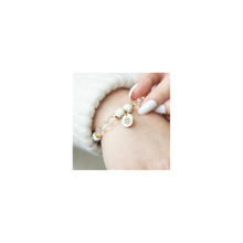 Load image into Gallery viewer, Friendship Clear Quartz Essential Oil Bracelet