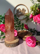 Load image into Gallery viewer, Fire Quartz Tower