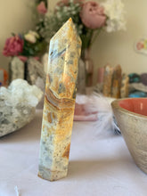 Load image into Gallery viewer, Crazy Lace Agate Tower / Point

