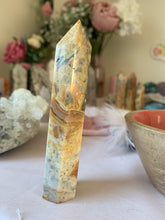 Load image into Gallery viewer, Crazy Lace Agate Tower / Point