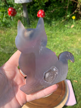 Load image into Gallery viewer, Agate Cat Carving

