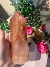 Load image into Gallery viewer, Fire Quartz Tower