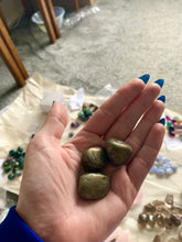 Load image into Gallery viewer, Tumbles