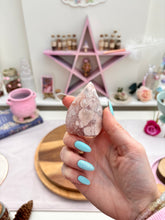 Load image into Gallery viewer, Flower Agate Tear drop
