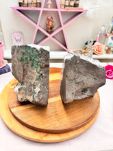 Load image into Gallery viewer, Amethyst Bookends
