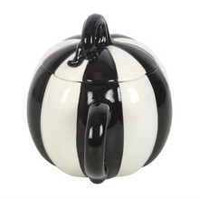 Load image into Gallery viewer, Black and White Striped Pumpkin Lidded Mug
