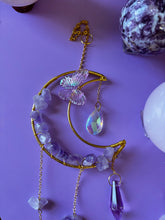 Load image into Gallery viewer, Amethyst / Clear Quartz / Glass Sun catcher
