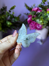 Load image into Gallery viewer, Moss Agate Butterfly

