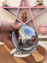 Load image into Gallery viewer, Silver Swivel top dome with glass insert
