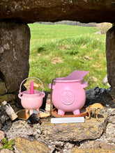 Load image into Gallery viewer, Pink 7.5cm Iron Cauldron

